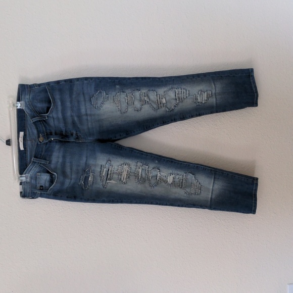 Distressed ankle jean from Buckle - Picture 1 of 5
